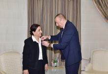 Prezident İlham Əliyev Dilarə Seyidzadəyə “Şərəf” ordenini təqdim edib (FOTO)
