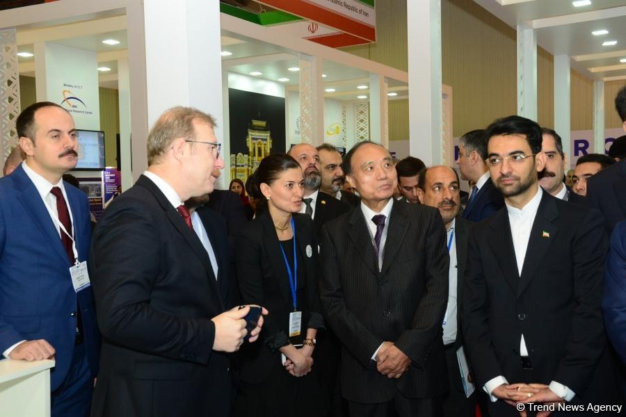 Ramin Quluzadə: Azərbaycanda idarəetmədə informasiya texnologiyaları və innovasiyaların tətbiqi genişlənir (FOTO)