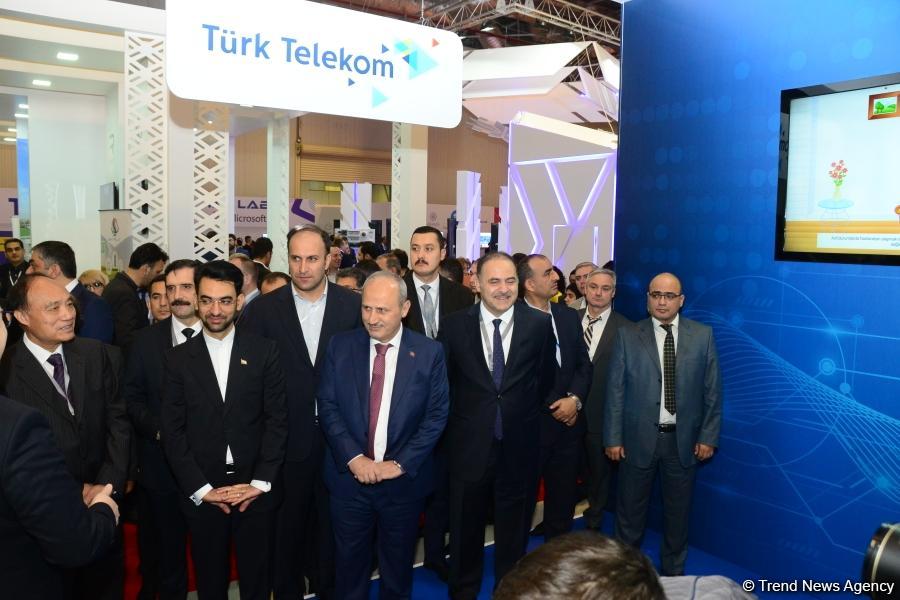 Ramin Quluzadə: Azərbaycanda idarəetmədə informasiya texnologiyaları və innovasiyaların tətbiqi genişlənir (FOTO)