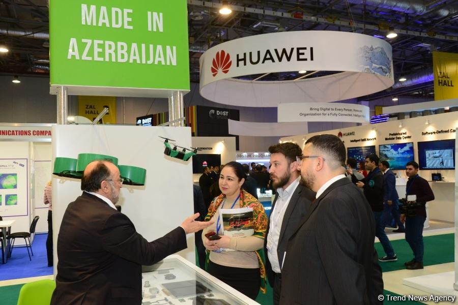 Ramin Quluzadə: Azərbaycanda idarəetmədə informasiya texnologiyaları və innovasiyaların tətbiqi genişlənir (FOTO)