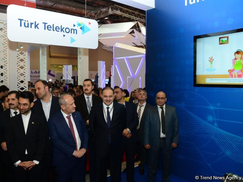 Ramin Quluzadə: Azərbaycanda idarəetmədə informasiya texnologiyaları və innovasiyaların tətbiqi genişlənir (FOTO)