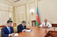 Prezident İlham Əliyev Rüstəm Xəlilovu Hacıqabul Rayon İcra Hakimiyyətinin başçısı, Vüqar Novruzovu Naftalan Şəhər İcra Hakimiyyətinin başçısı vəzifələrinə təyin olunması ilə əlaqədar qəbul edib (FOTO) (YENİLƏNİB)