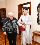 Birinci vitse-prezident Mehriban Əliyeva Xalq artisti Əlibaba Məmmədovun evində qonaq olub (FOTO) (YENİLƏNİB)