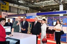 Prezident İlham Əliyev və birinci xanım Mehriban Əliyeva “Bakutel-2019” sərgisi ilə tanış olublar (FOTO) (YENİLƏNİB)