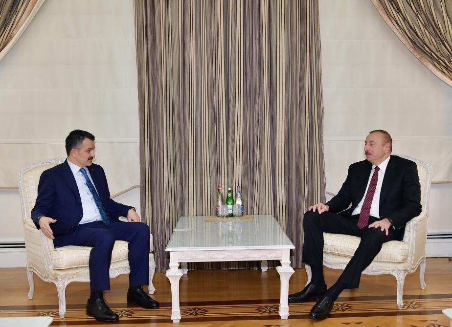 Prezident İlham Əliyev Türkiyənin Kənd Təsərrüfatı və Meşəçilik nazirinin başçılıq etdiyi nümayəndə heyətini qəbul edib (FOTO) (YENİLƏNİB)