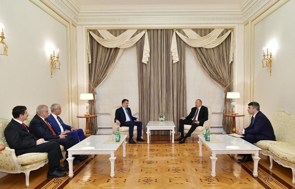 Prezident İlham Əliyev Türkiyənin Kənd Təsərrüfatı və Meşəçilik nazirinin başçılıq etdiyi nümayəndə heyətini qəbul edib (FOTO) (YENİLƏNİB)