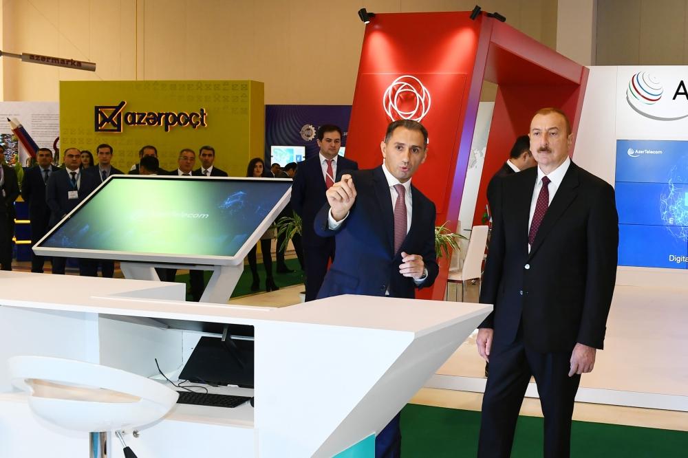 Prezident İlham Əliyev və birinci xanım Mehriban Əliyeva “Bakutel-2019” sərgisi ilə tanış olublar (FOTO) (YENİLƏNİB)