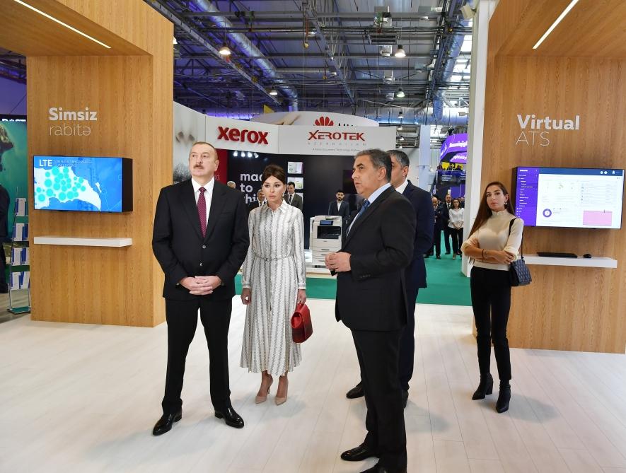 Prezident İlham Əliyev və birinci xanım Mehriban Əliyeva “Bakutel-2019” sərgisi ilə tanış olublar (FOTO) (YENİLƏNİB)