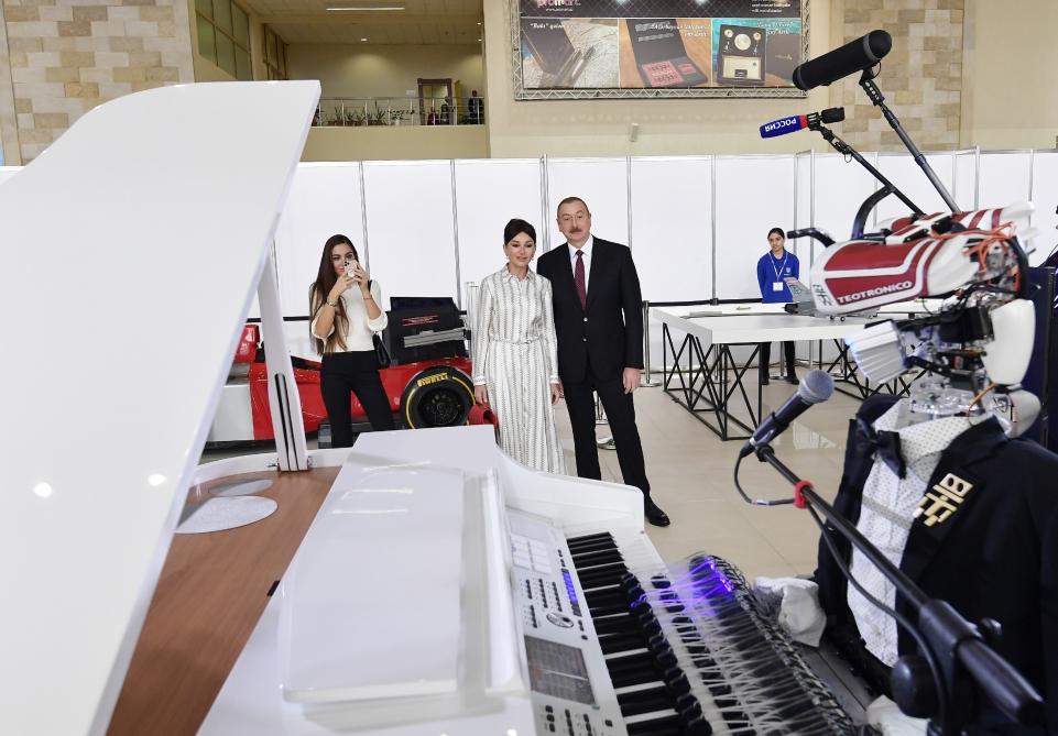 Prezident İlham Əliyev və birinci xanım Mehriban Əliyeva “Bakutel-2019” sərgisi ilə tanış olublar (FOTO) (YENİLƏNİB)