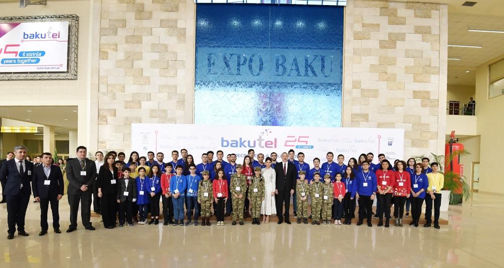 Prezident İlham Əliyev və birinci xanım Mehriban Əliyeva “Bakutel-2019” sərgisi ilə tanış olublar (FOTO) (YENİLƏNİB)