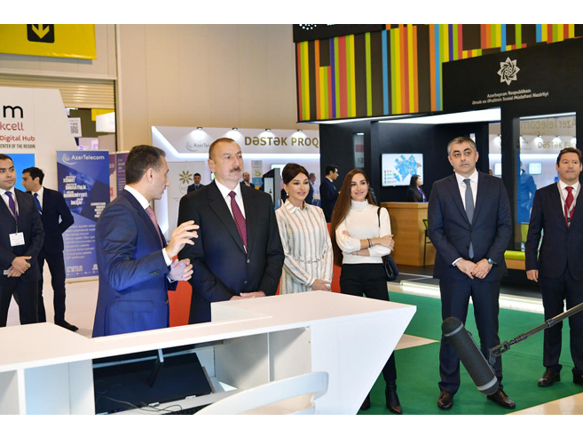 Prezident İlham Əliyev və birinci xanım Mehriban Əliyeva “Bakutel-2019” sərgisi ilə tanış olublar (FOTO) (YENİLƏNİB)