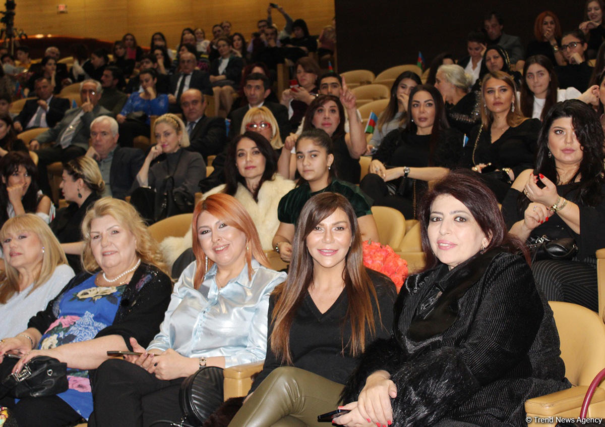 Beynəlxalq Muğam Mərkəzində müğənni Murad Sadıxın konserti keçirilib (FOTO/VİDEO)