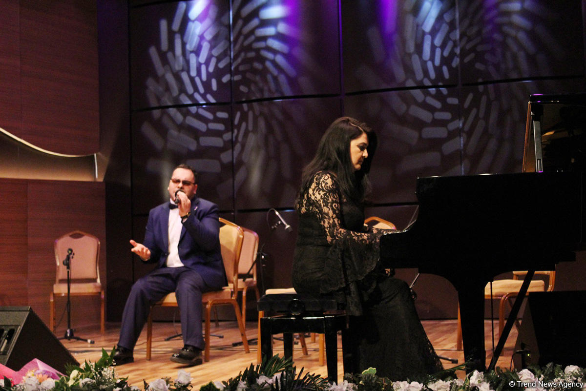Beynəlxalq Muğam Mərkəzində müğənni Murad Sadıxın konserti keçirilib (FOTO/VİDEO)
