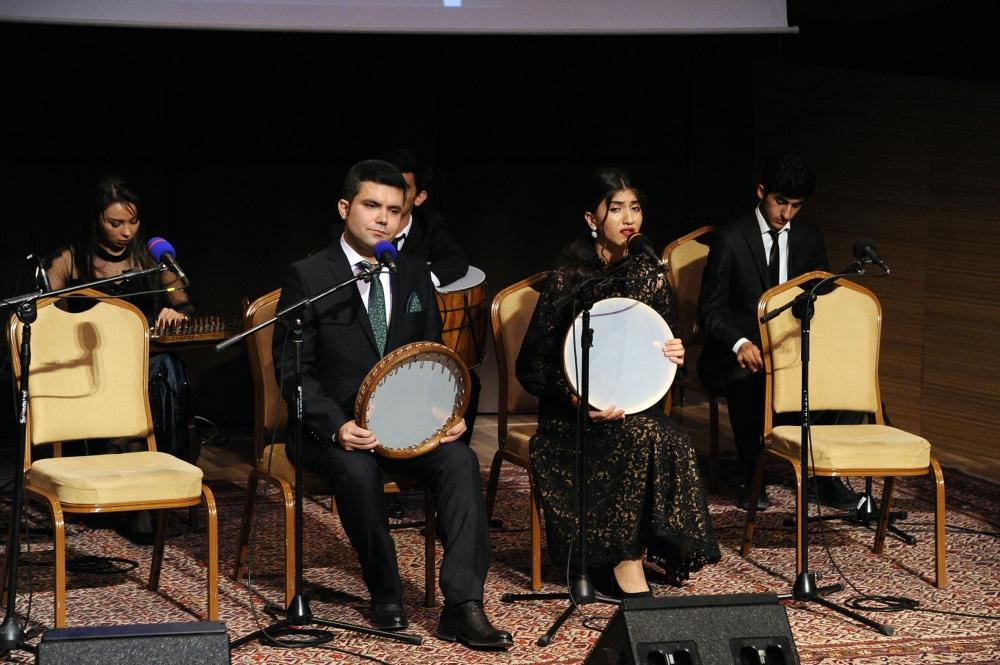 Beynəlxalq Muğam Mərkəzində  “Muğamat var olan yerdə” adlı tədbir keçirildi (FOTO)