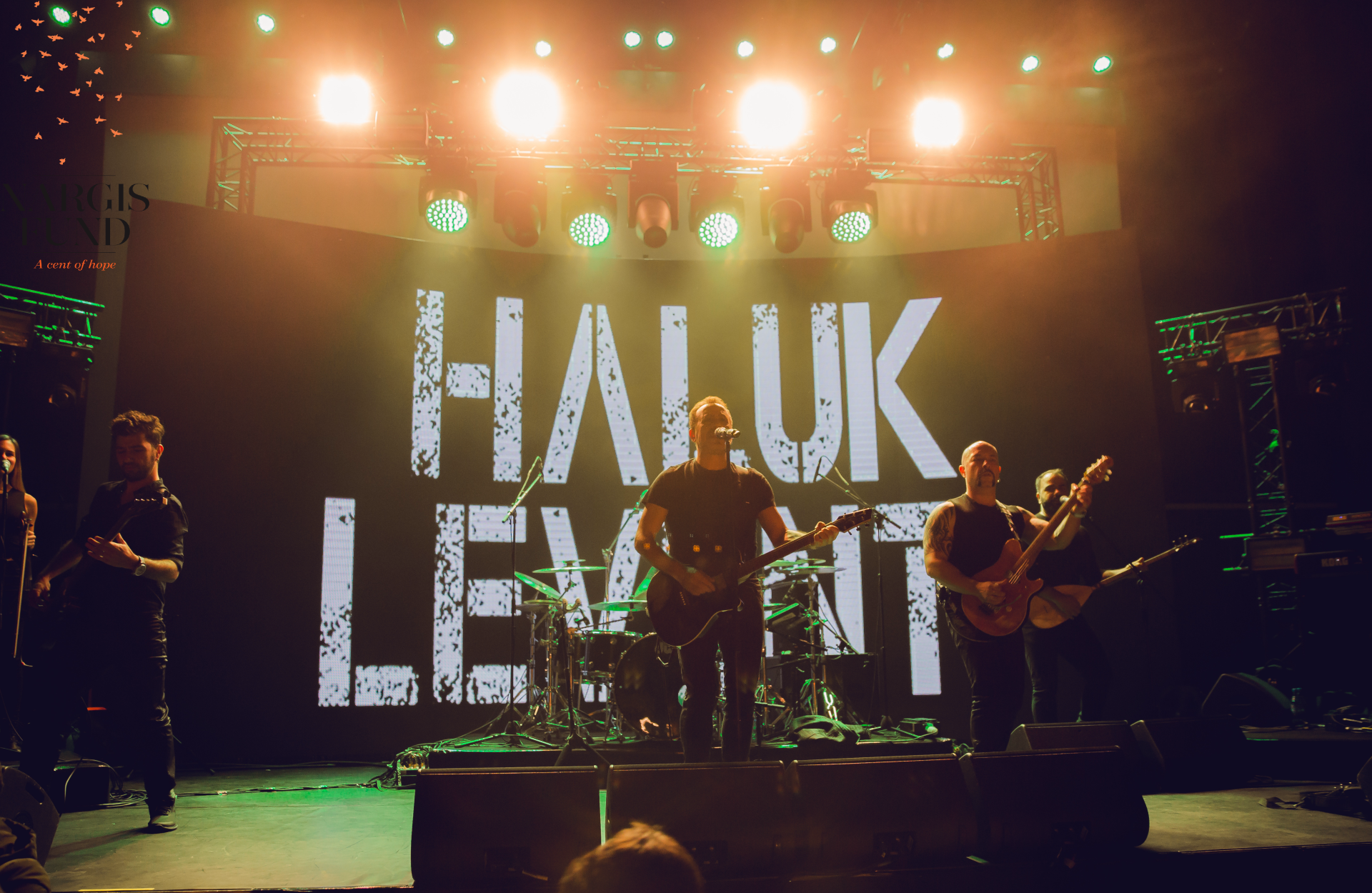 Haluk Levent Sura üçün xeyriyyə konserti verib (FOTO/VİDEO)