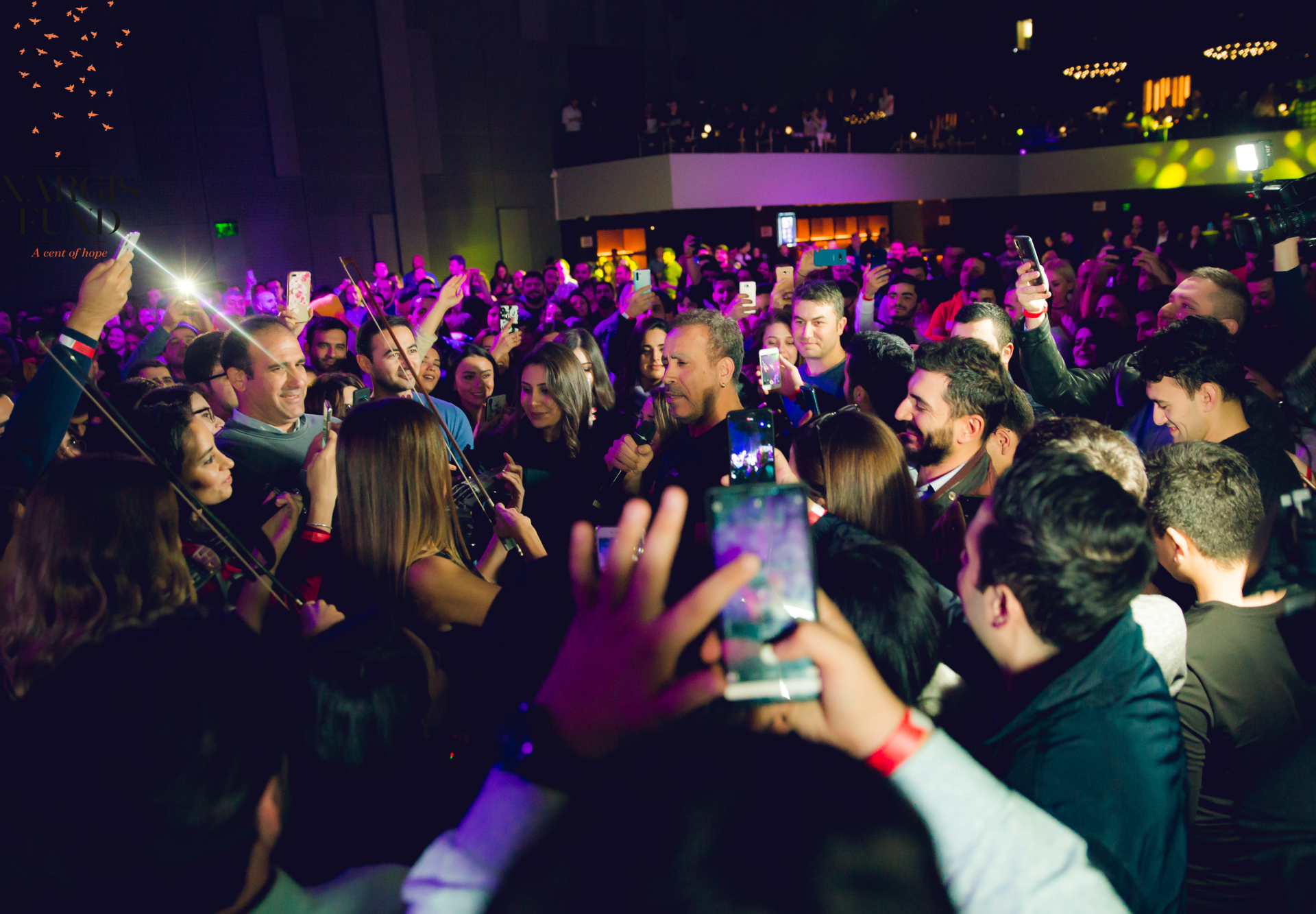 Haluk Levent Sura üçün xeyriyyə konserti verib (FOTO/VİDEO)