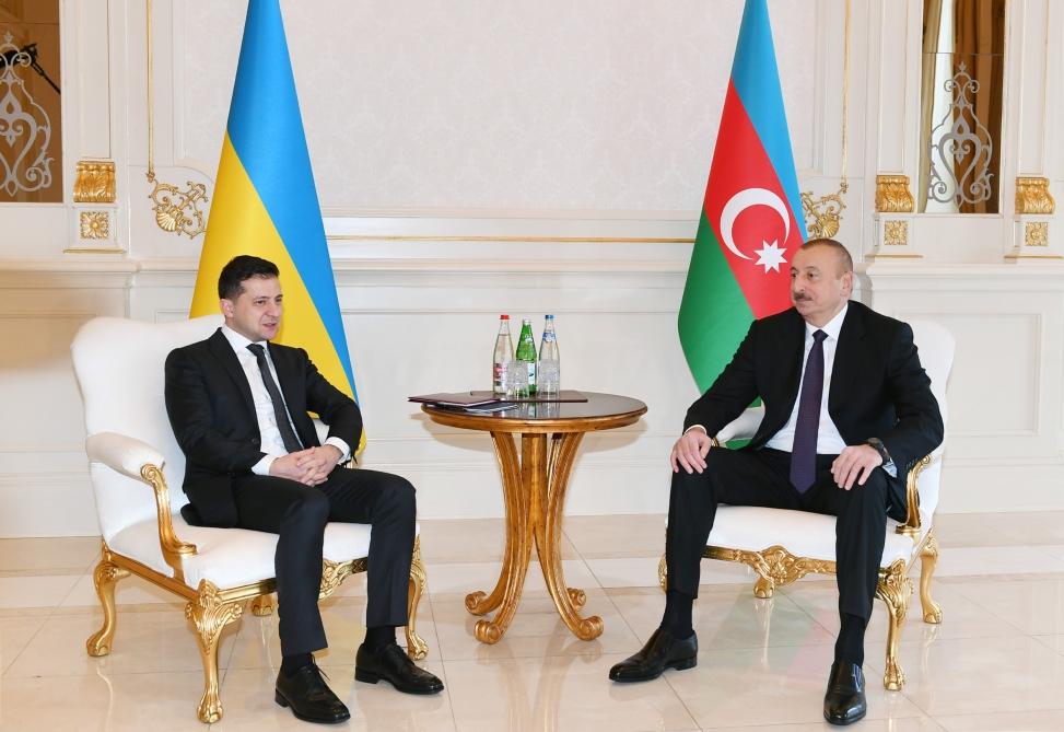 Prezident İlham Əliyevin və Prezident Vladimir Zelenskinin təkbətək görüşü olub (FOTO) (YENİLƏNİB)