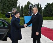 Ukrayna Prezidenti Vladimir Zelenskinin rəsmi qarşılanma mərasimi olub (FOTO)