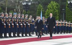 Ukrayna Prezidenti Vladimir Zelenskinin rəsmi qarşılanma mərasimi olub (FOTO)