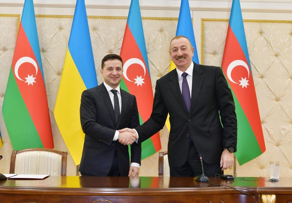 Azərbaycan və Ukrayna prezidentləri mətbuata bəyanatlarla çıxış ediblər (FOTO) (YENİLƏNİB)
