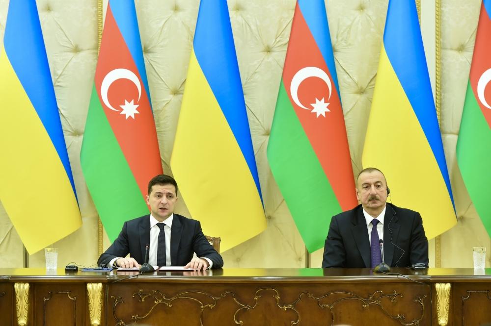 Azərbaycan və Ukrayna prezidentləri mətbuata bəyanatlarla çıxış ediblər (FOTO) (YENİLƏNİB)