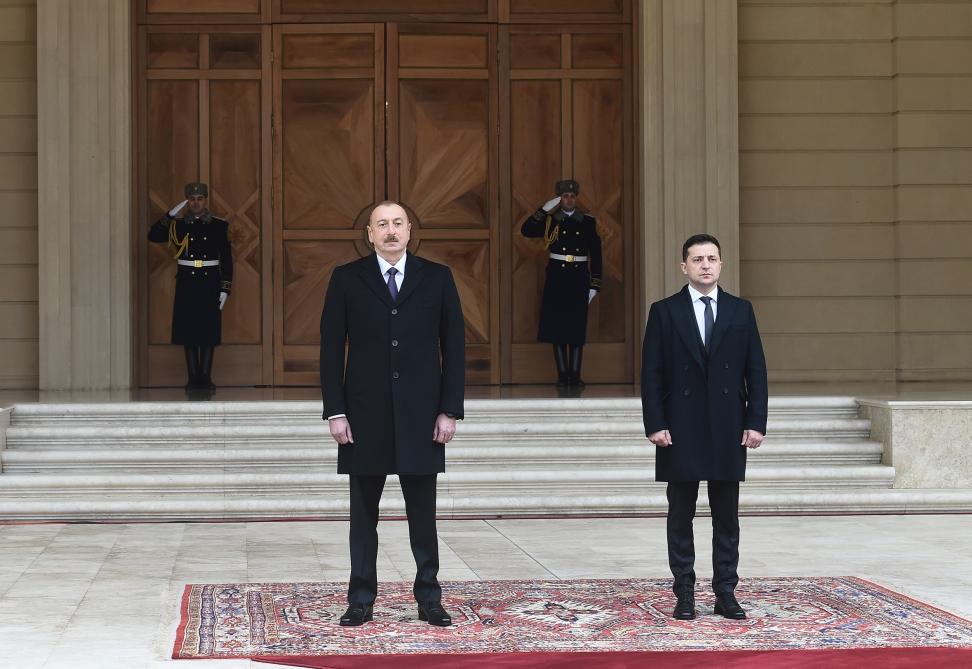 Ukrayna Prezidenti Vladimir Zelenskinin rəsmi qarşılanma mərasimi olub (FOTO)
