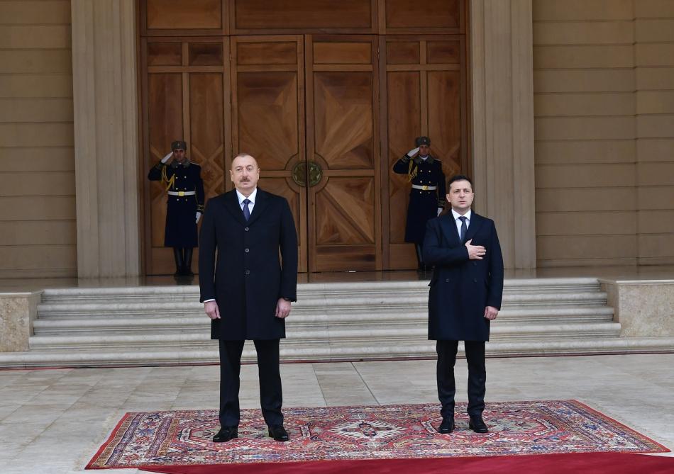Ukrayna Prezidenti Vladimir Zelenskinin rəsmi qarşılanma mərasimi olub (FOTO)