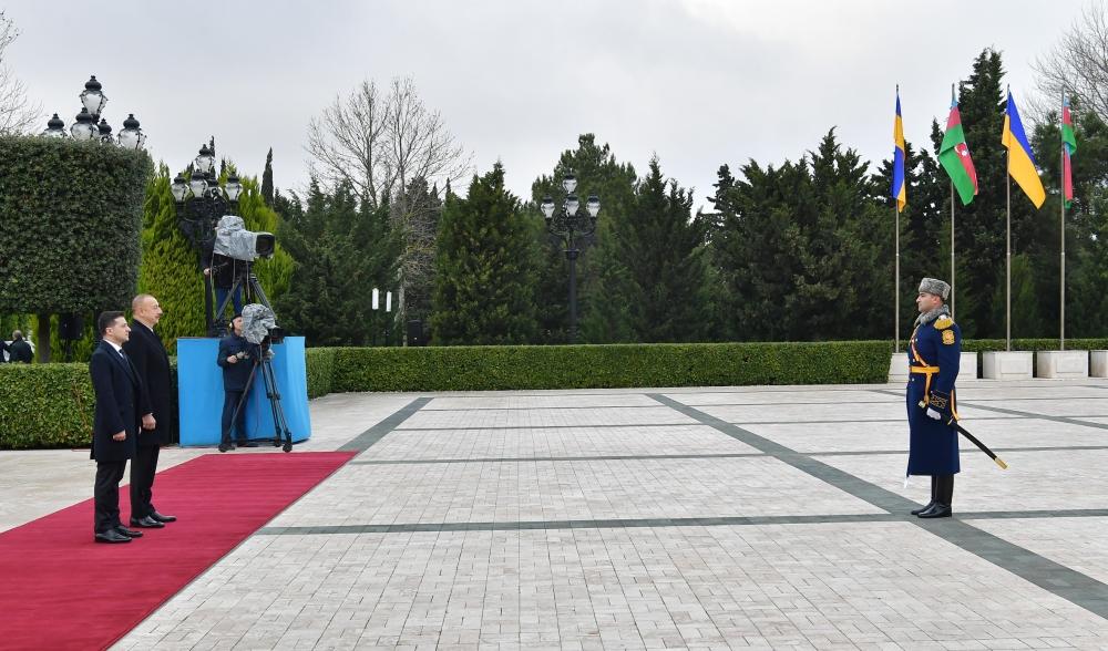 Ukrayna Prezidenti Vladimir Zelenskinin rəsmi qarşılanma mərasimi olub (FOTO)