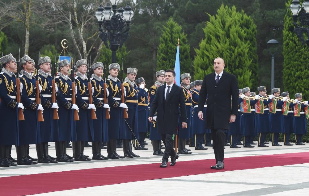 Ukrayna Prezidenti Vladimir Zelenskinin rəsmi qarşılanma mərasimi olub (FOTO)