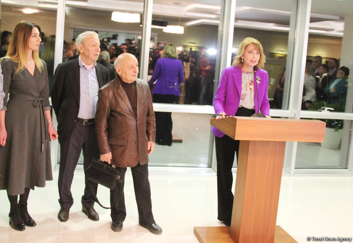 Xalq Bank görkəmli rəssam Tağı Tağıyevin bədii albomunun təntənəli təqdimatını keçirib (FOTO)