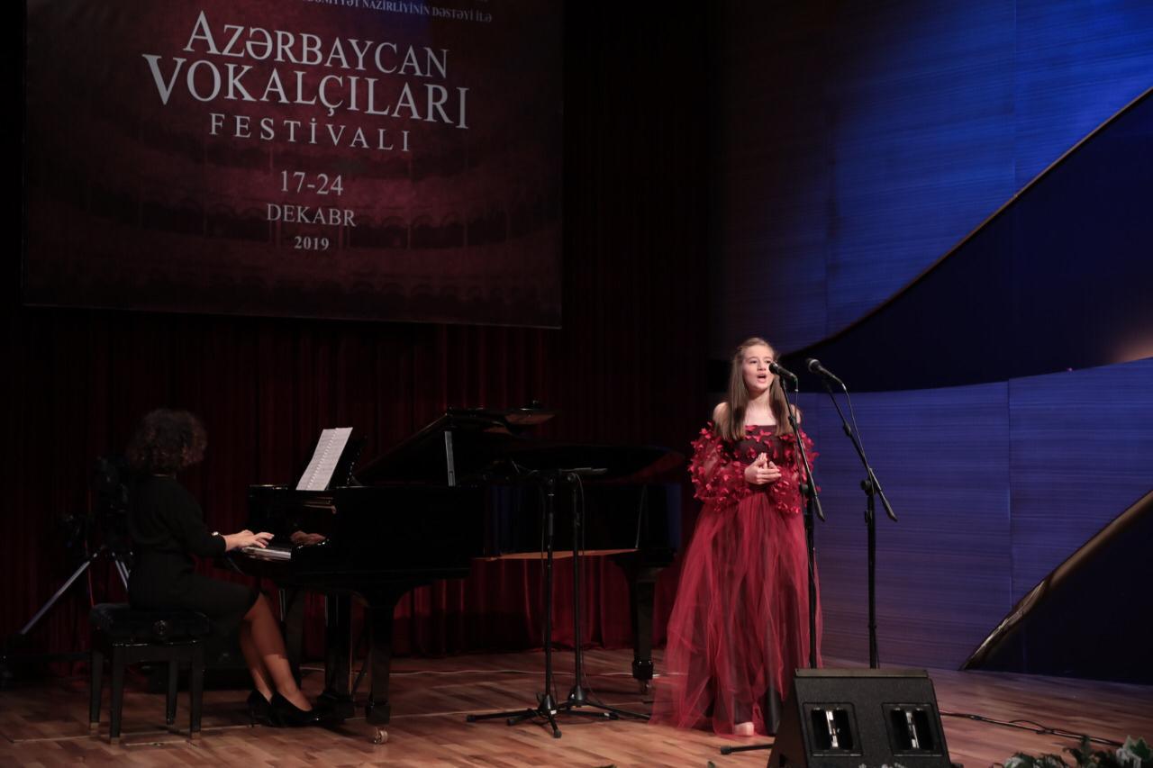 Beynəlxalq Muğam Mərkəzində gənc istedadların konserti keçirilib (FOTO)
