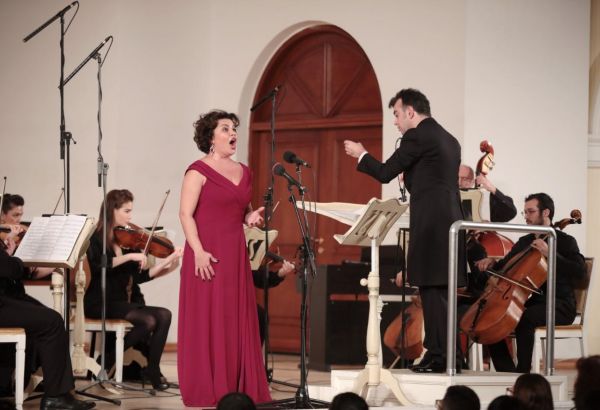 "Azərbaycan vokalçıları" festivalı çərçivəsində Filarmoniyada konsert keçirilib (FOTO)