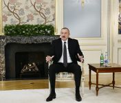 Prezident İlham Əliyev yerli jurnalistlərə ilin yekunları ilə bağlı geniş müsahibə verib (FOTO/VİDEO) (YENİLƏNİB)