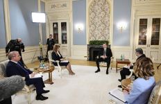Prezident İlham Əliyev yerli jurnalistlərə ilin yekunları ilə bağlı geniş müsahibə verib (FOTO/VİDEO) (YENİLƏNİB)
