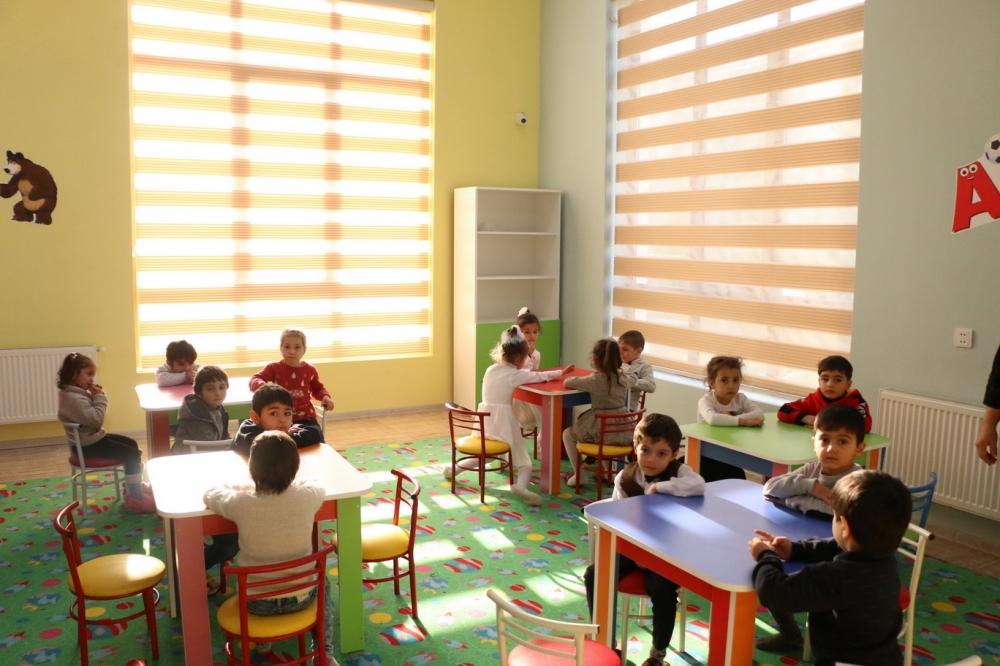 Şəmkirdə Heydər Əliyev Fondunun təşəbbüsü ilə inşa və təmir olunan körpələr evi-uşaq bağçaları istifadəyə verilib (FOTO)