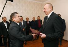 Prezident İlham Əliyev Qarabağ müharibəsi əlillərinə, onlara bərabər tutulan şəxslərə mənzillərin və avtomobillərin təqdim olunması mərasimində iştirak edib (FOTO) (YENİLƏNİB)