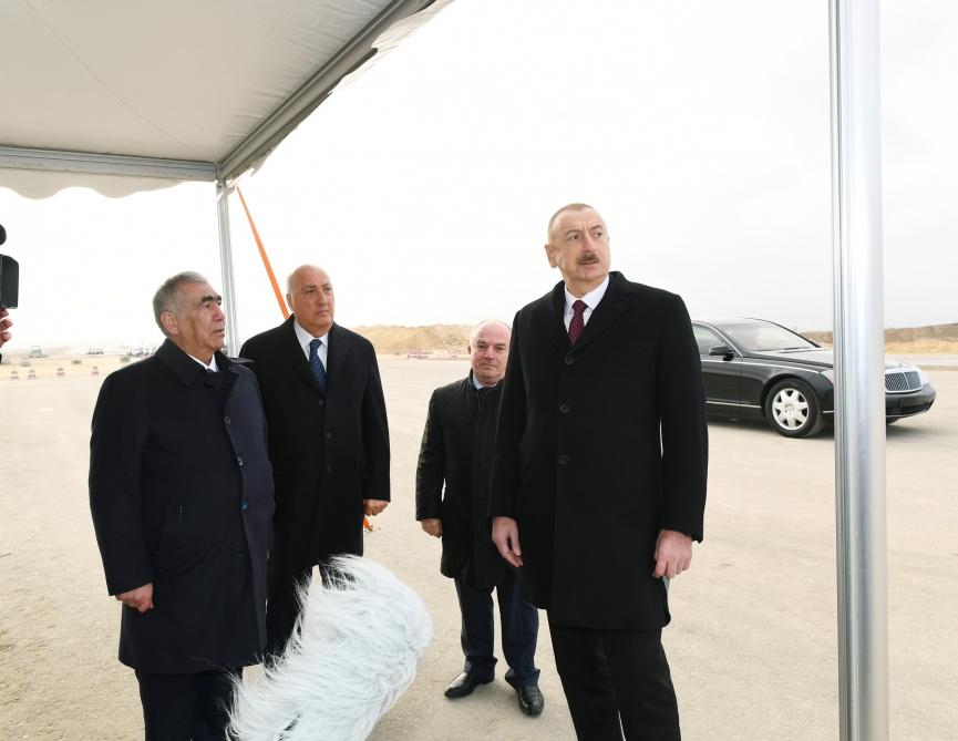 Prezident İlham Əliyev Bakı-Quba-Rusiya ilə dövlət sərhədi yeni avtomobil yolunun tikintisi ilə tanış olub (FOTO) (YENİLƏNİB)