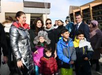 Prezident İlham Əliyev və birinci xanım Mehriban Əliyeva “Şahdağ” Turizm Mərkəzində görülən işlərlə tanış olublar (FOTO/VİDEO) (YENİLƏNİB 2)
