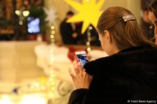 Moskva Yeni ili qarşılamağa hazırlaşır (FOTOREPORTAJ)