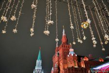 Moskva Yeni ili qarşılamağa hazırlaşır (FOTOREPORTAJ)