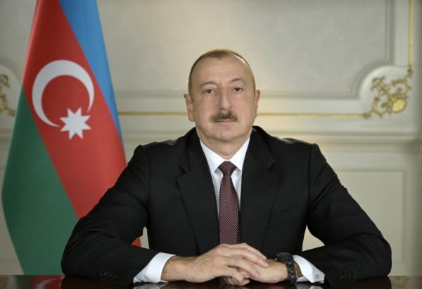 Prezident İlham Əliyev Türkdilli Dövlətlərin Əməkdaşlıq Şurasının VIII Zirvə Görüşünün iştirakçılarının şərəfinə verilən ziyafətdə iştirak edib