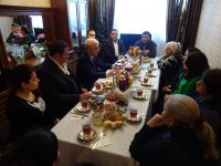 Bəxtiyar Əliyev seçicilərlə görüşlərini davam etdirir (FOTO)