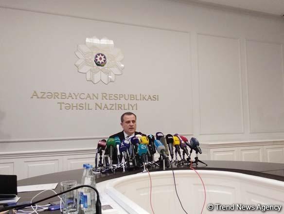 Şagird sıxlığı olan məktəblərdə xüsusi avtobuslar təşkil ediləcək (FOTO)