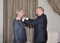 Prezident İlham Əliyev Polad Bülbüloğluna “Heydər Əliyev” ordenini təqdim edib (FOTO) (YENİLƏNİB)