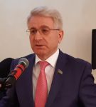 Bəxtiyar Əliyev seçicilərlə görüşlərini davam etdirir (FOTO)