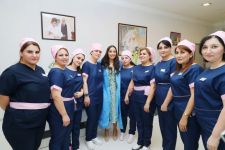 Heydər Əliyev Fondunun vitse-prezidenti Leyla Əliyeva 3 nömrəli Şəhər Klinik Xəstəxanasının doğum şöbəsində olub (FOTO)