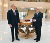 Prezident İlham Əliyev Mixail Qusmana “Şərəf” ordenini təqdim edib (FOTO) (YENİLƏNİB)