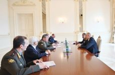 Prezident İlham Əliyev Rusiya Silahlı Qüvvələrinin Baş Qərargah rəisini qəbul edib (FOTO)
