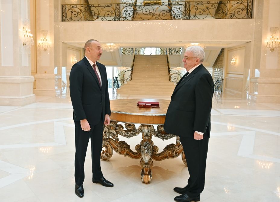 Prezident İlham Əliyev Mixail Qusmana “Şərəf” ordenini təqdim edib (FOTO) (YENİLƏNİB)