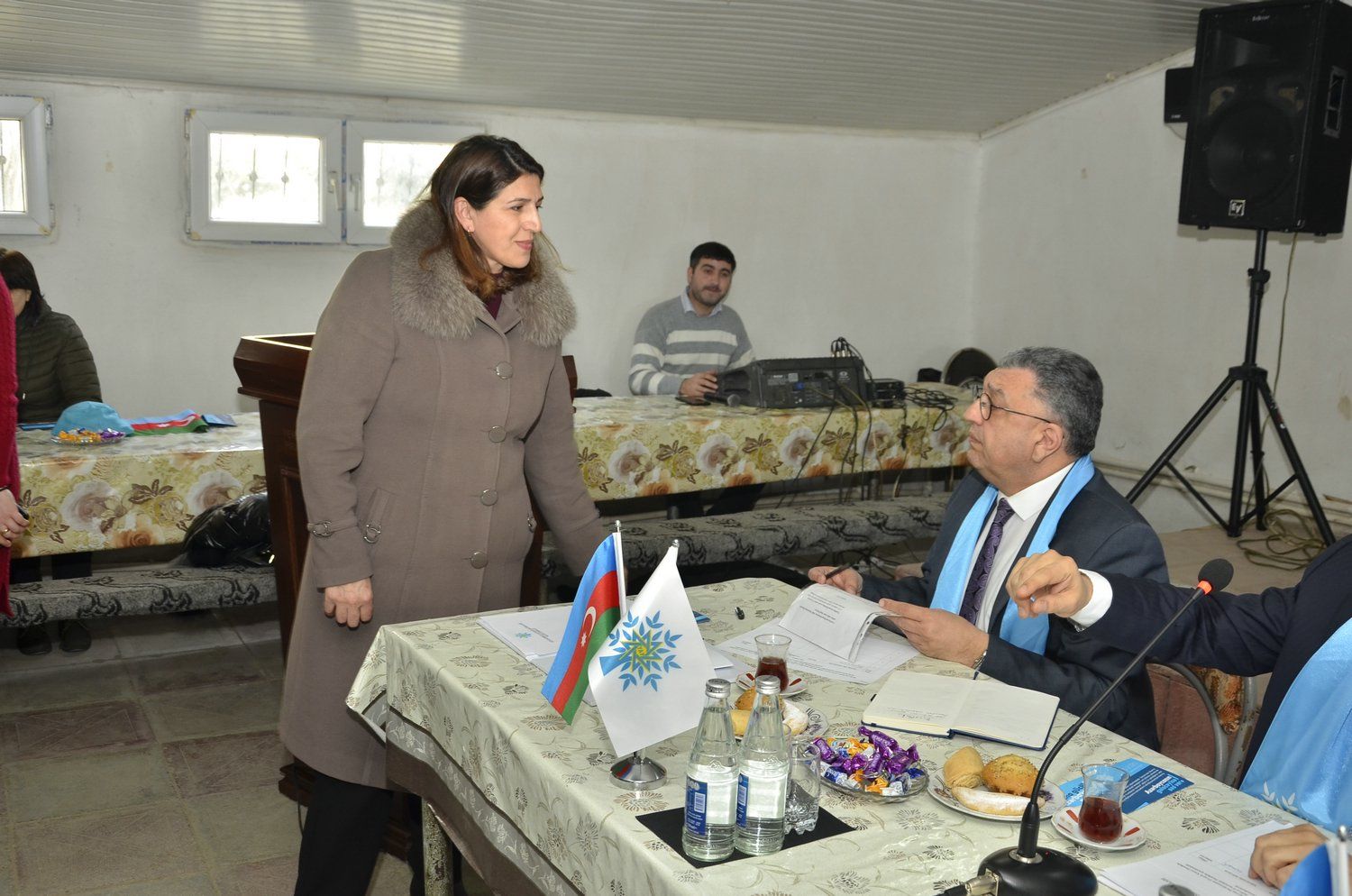 Rauf Əliyev Pirallahı rayon təşkilatının Qadınlar Şurasının üzvləri ilə görüşüb (FOTO)